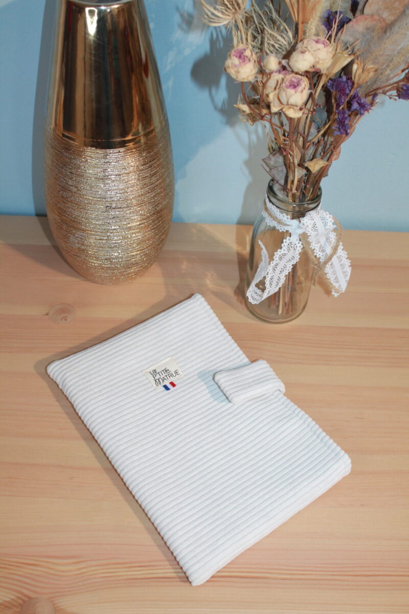 Protège livre de poche velours beige