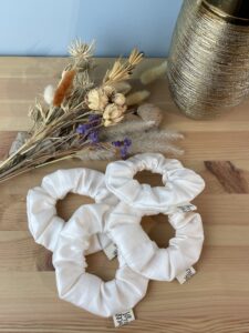 chouchou en satin de coton écru