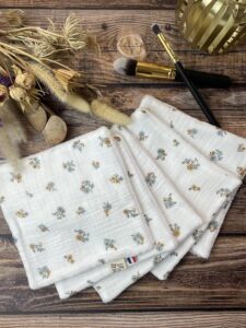 Grandes Lingettes lavables maman ou bébé en double gaze de coton fleur bleue et éponge de bambou
