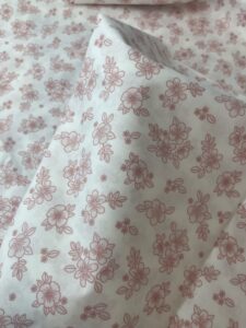tissu popeline de coton biologique fleur mauve