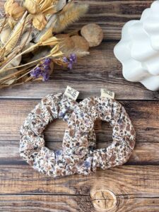 chouchou en popeline de coton fleurie violine