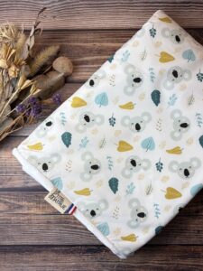 Couverture hiver bébé et enfant tissu biologique koala et tissu doudou