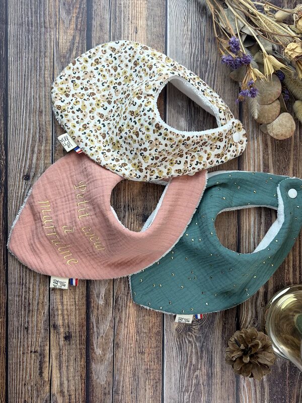 Lot de 3 bavoirs bandana fait main pour fille