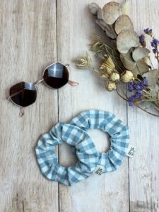 Chouchou fait main en tissu coton oeko tex en vichy gros carreaux de couleur vert menthe